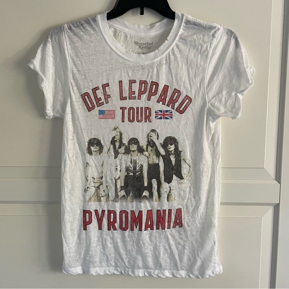 New! Recycled Karma def leopard pyromania band tee t-shirt 30305 - Picture 1 of 4